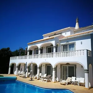 https://casa-oleandro-by-flo.hotelaalgarve.com